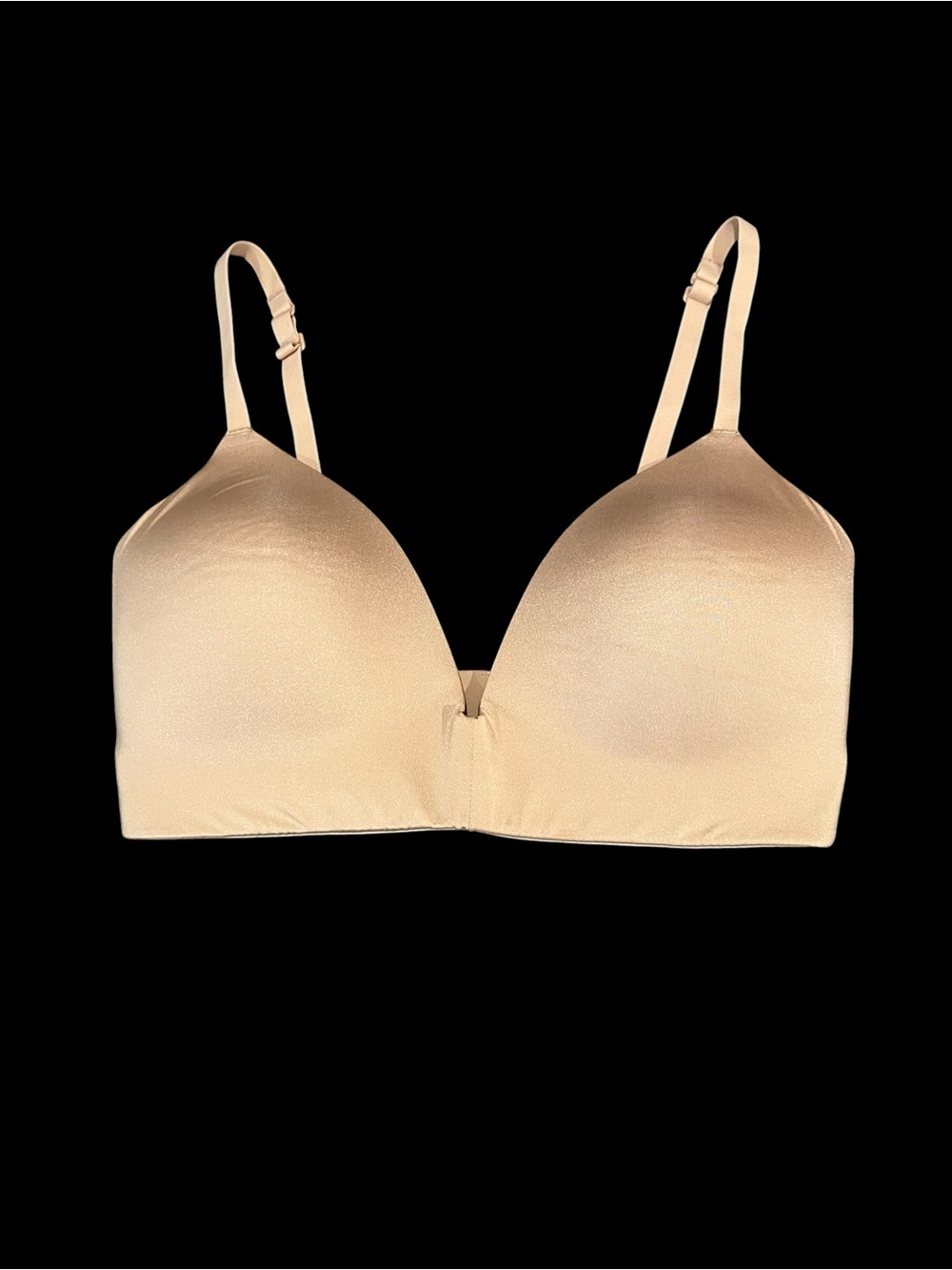 SKIMS Nude Beige Wireless Padded Bra 32DD Adjustable Straps Stretch Comfort